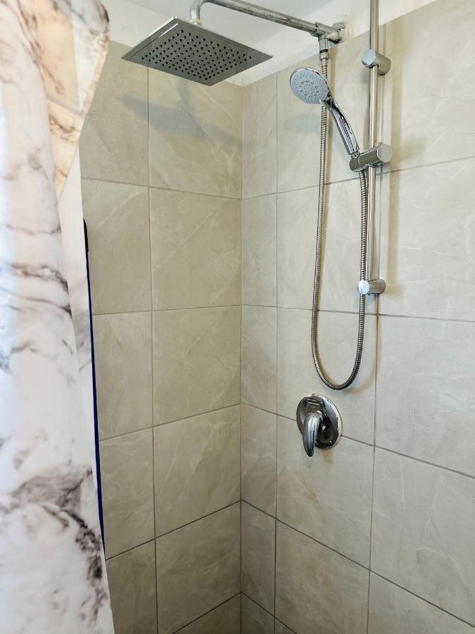 תל אביב Beach Front Rooftop Apartment מראה חיצוני תמונה